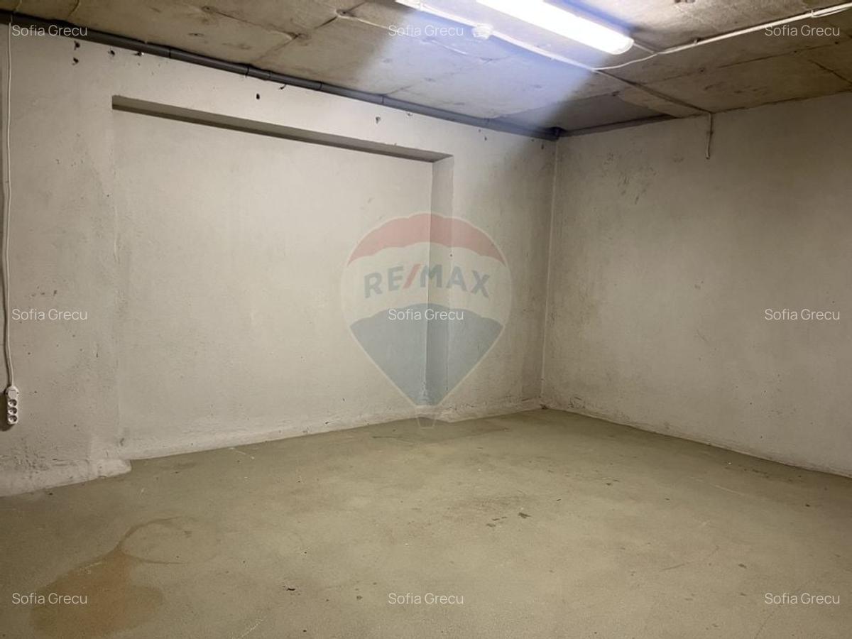 Spatiu Comercial Premium de Inchiriat - 15