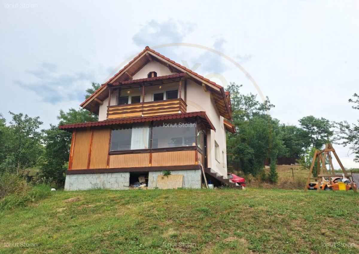 Casa P+M 120 mp, Budeasa, sat Gala?e?ti (12 km de Pite?t - 18
