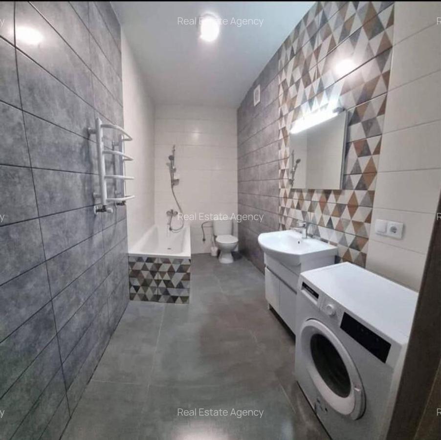 1 camera in zona Medicinei - 3