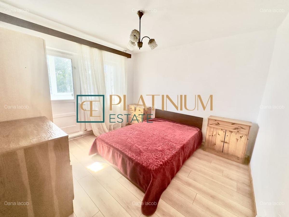 Apartament cu 3 camere decomandat în Girocului - 8