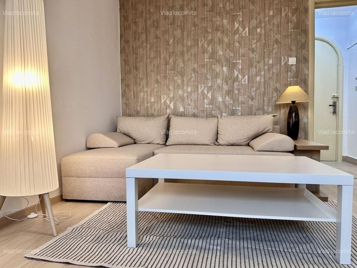 Garsoniera Vasile Lascar 33, bloc 1979 - zona Batistei - Armeneasca. - 4