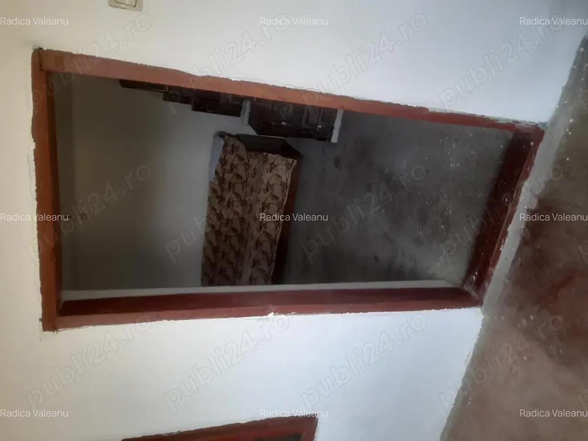 Vand casa ?i teren intravilan + teren extravilan situate in comuna Leu, jude?ul Dolj - 4