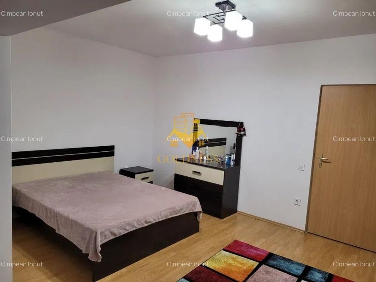 Apartament cu 3 camere semidecomandat, mobilat în Bună Ziua - 3