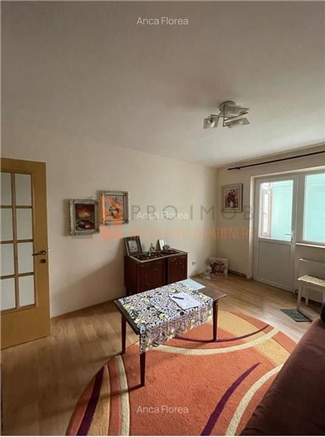 Apartament 2 camere cf 1 decomandat zona Micro 5 - 1