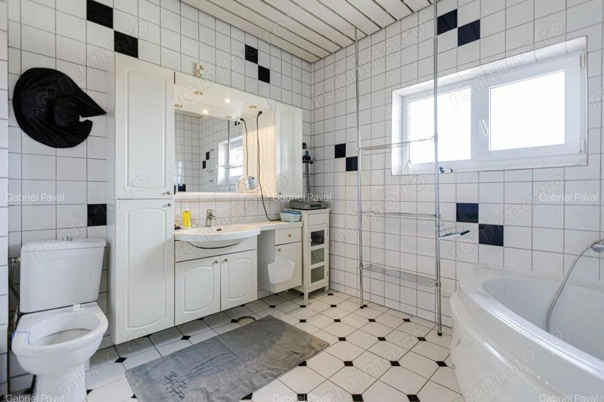 Proprietate cu poten?ial casa spa?ioasa + teren generos - Comision 0% - 15