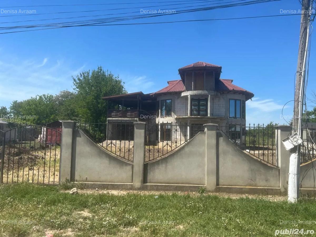 Vand vila lo rosu in ?u?esti jud BrailaVila + teren 2750 mp in ?u?e?ti, Braila | 150.000 | Schimb - 6 Vand vila lo rosu in ?u?esti jud BrailaVila + teren 2750 mp in ?u?e?ti, Braila | 150.000 | Schimb - 6