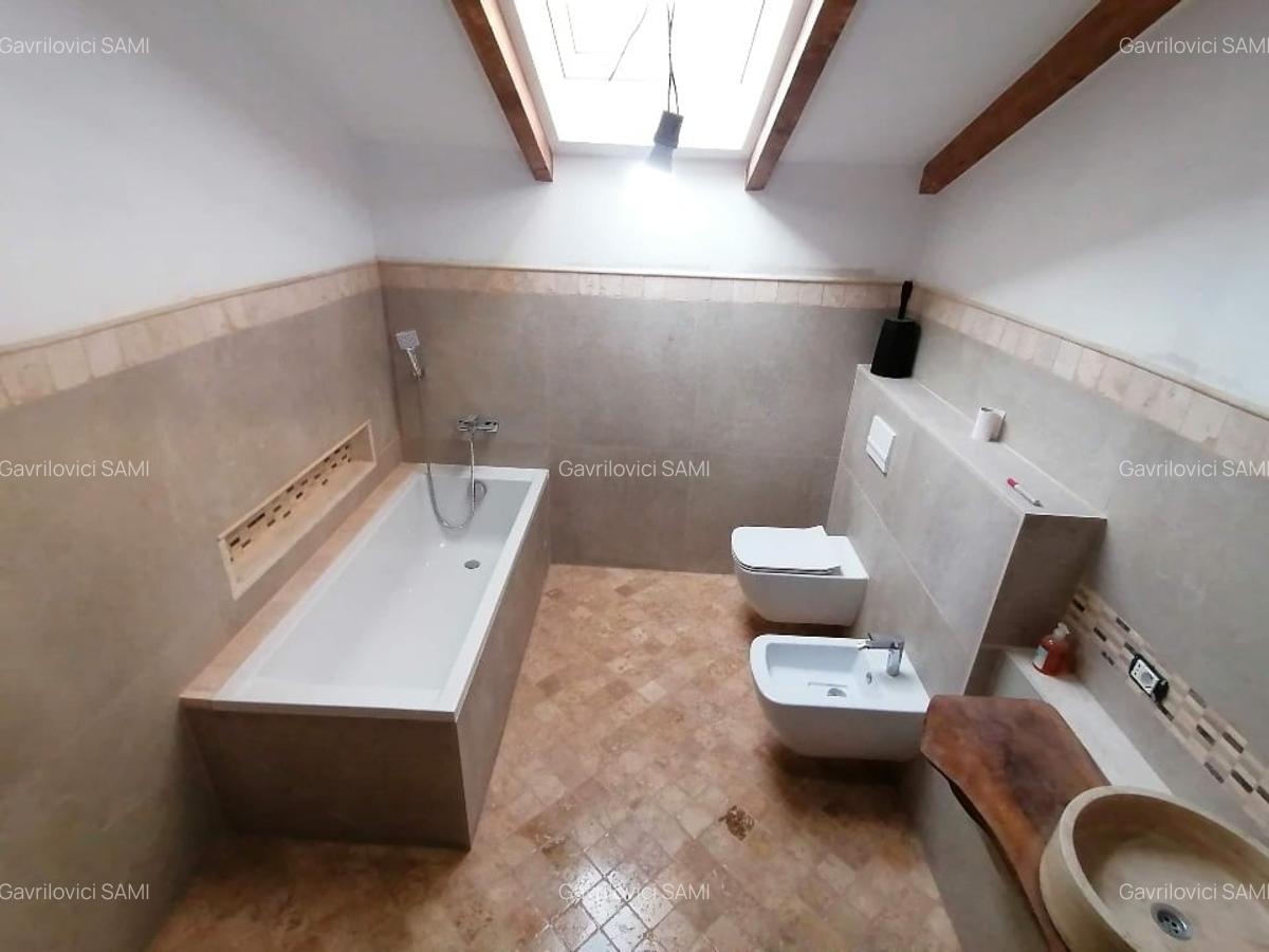 Casa cu etaj și mansardă - 2