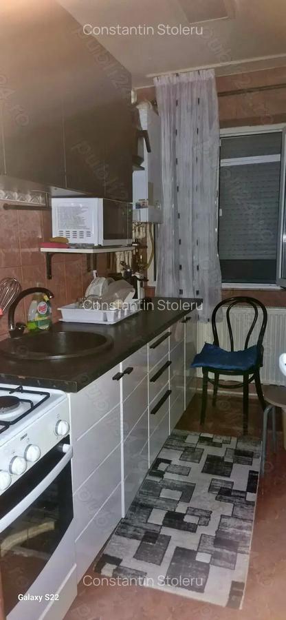 Vand apartament 2 camere mobilat utilat - 3 Vand apartament 2 camere mobilat utilat - 3