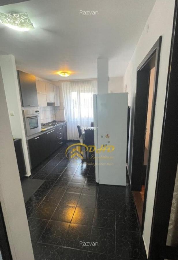 Apartament 3 camere Podu Ros - 1