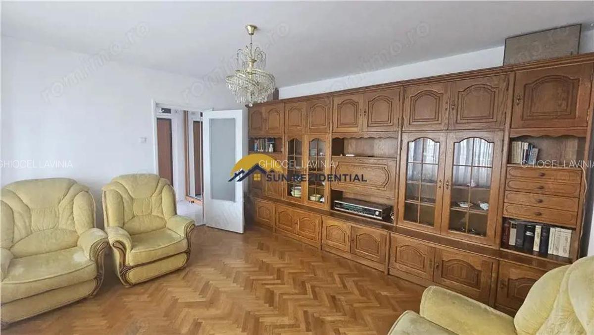 Apartament 3 camere de inchiriat, -1 minut de metrou Lujerului, bloc reabilitat - 1