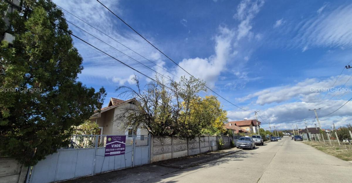 Casa cu teren generos, str. Ghiocelului cartier Primav - 10