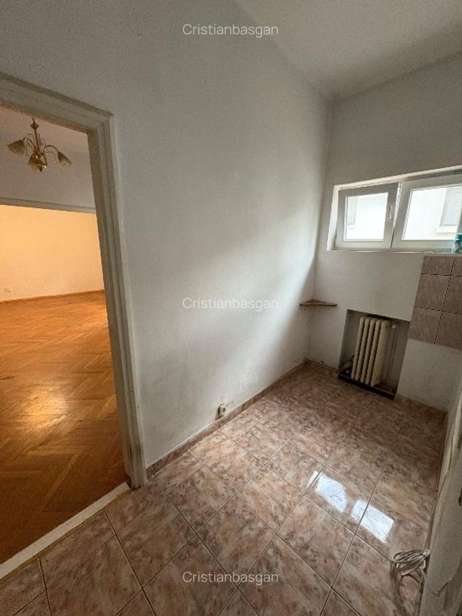 Apartament/Garsoniera Dorobanti + Garaj stradal - 1