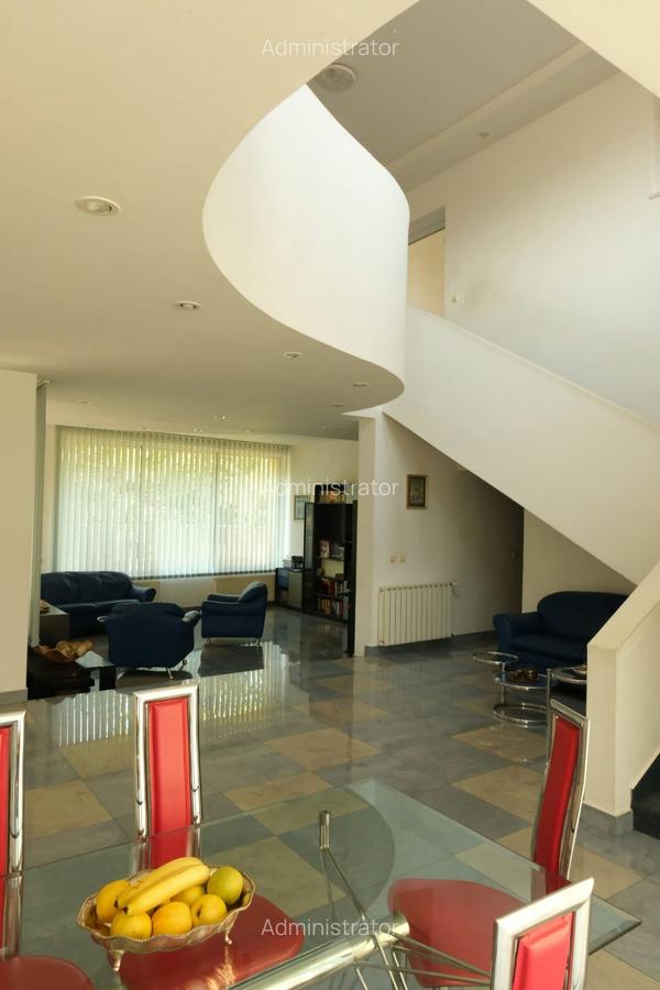 Casă cu 6 camere în Lipovei - 5