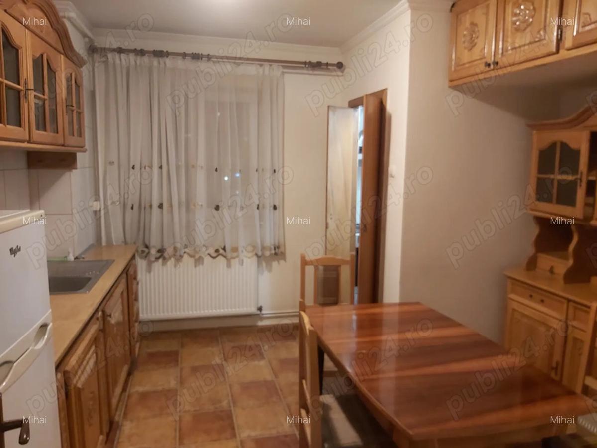 Apartament cu trei camere Ultracentral - 1