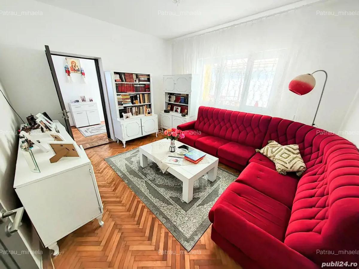 Casa de vanzare in Hunedoara, zona Chizid, 4 camere, 2 bai, renovata. 125000 - 1