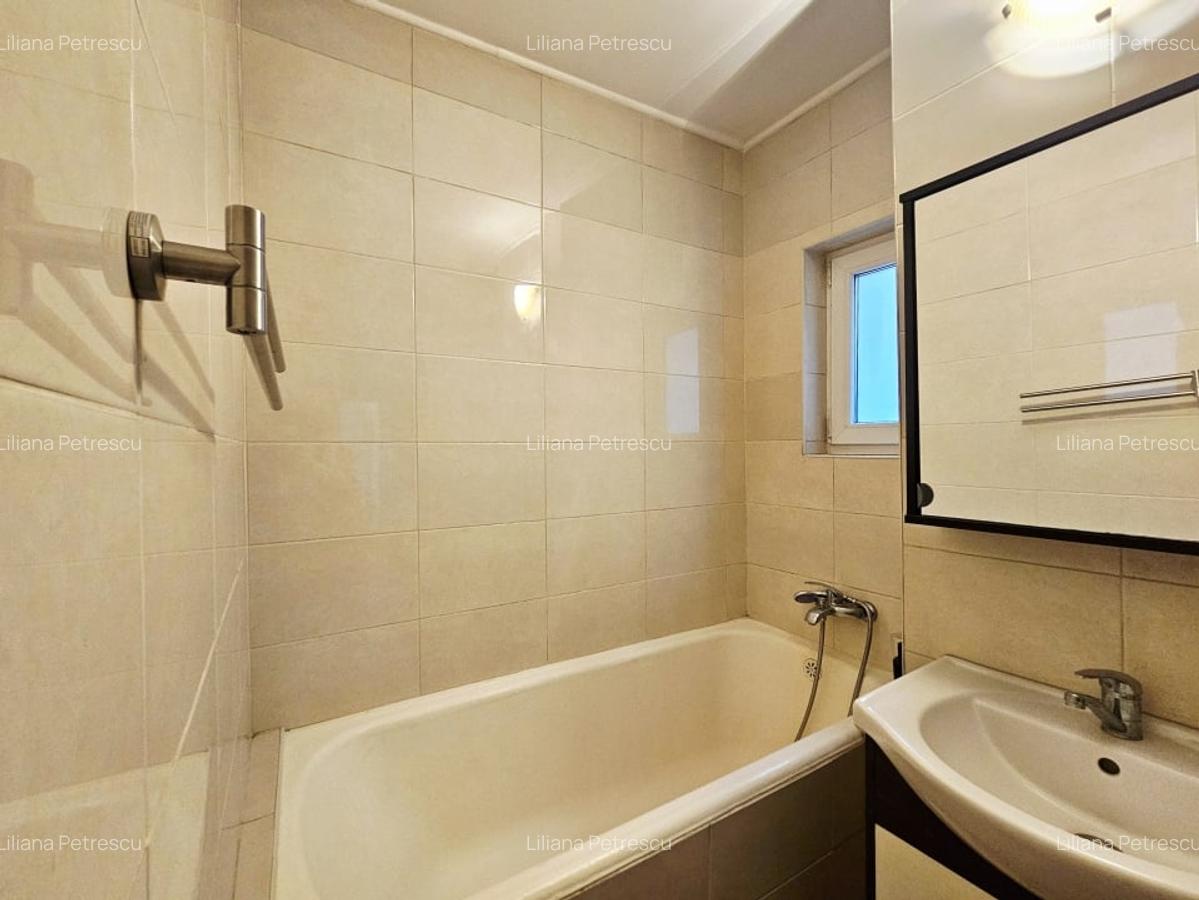 P-ta Gorjului / Apartament 3 camere de vanzare - 9