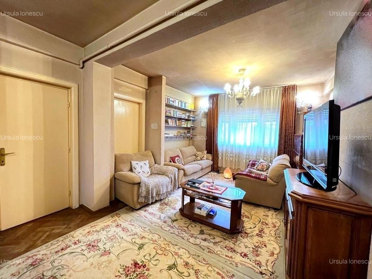 Apartament cu 4 camere semidecomandat în Ferdinand - 3