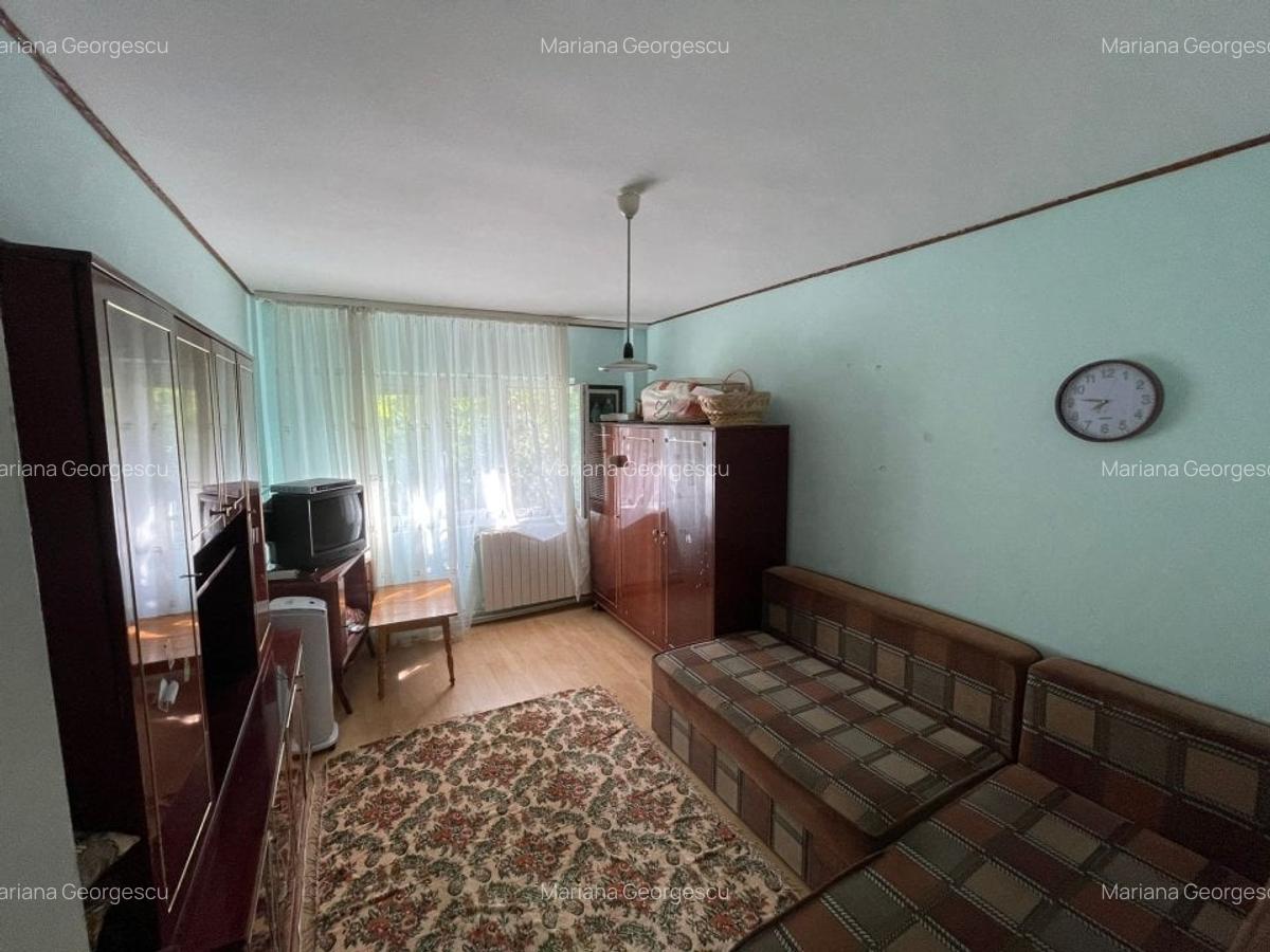 Vanzare apartament 2 camere slobozia zona foarte buna - 2