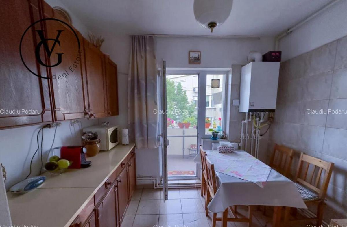 Apartament decomandat - 3 camere - zona Dacia - 4