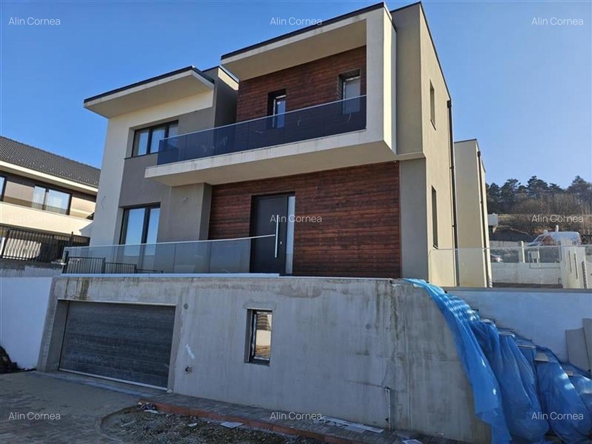 Vanzare casa individuala 280 mp, teren liber 800 mp zona Wonderland Feleacu - 1