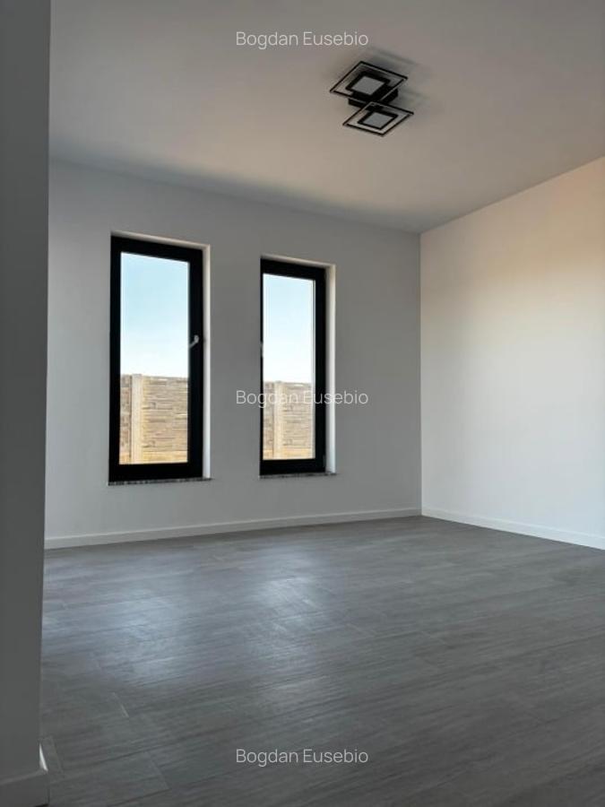 De vanzare 1/2 duplex in Mosnita Noua - 3 De vanzare 1/2 duplex in Mosnita Noua - 3