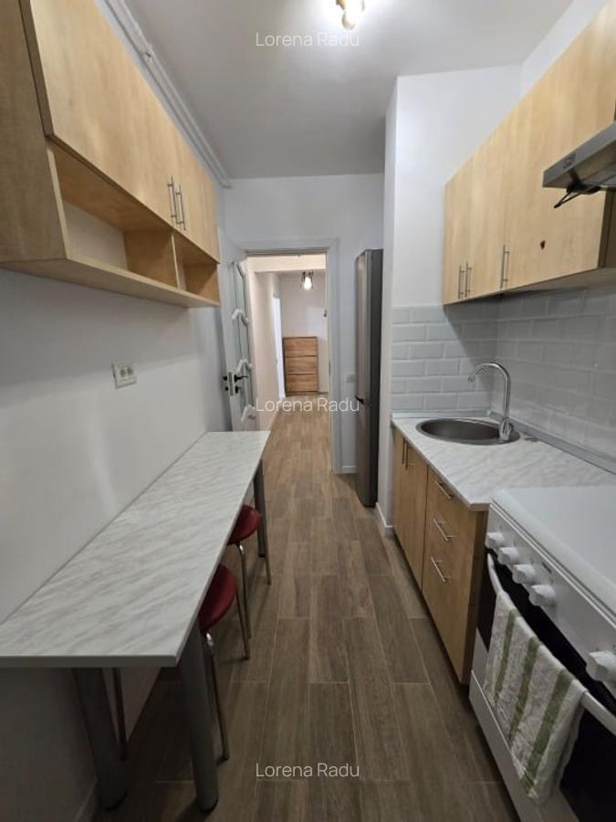 Apartament cu 3 camere de inchiriat in Drumul Taberei - Favorit - 7