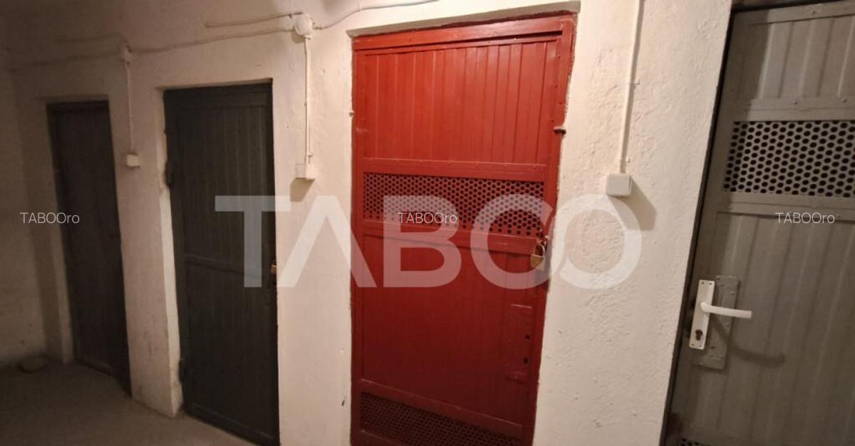 Apartament cu 2 camere de vanzare in Sebes zona centrala - 2
