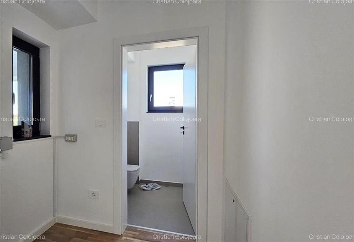 Apartament cu 3 camere decomandat în Lipovei - 8