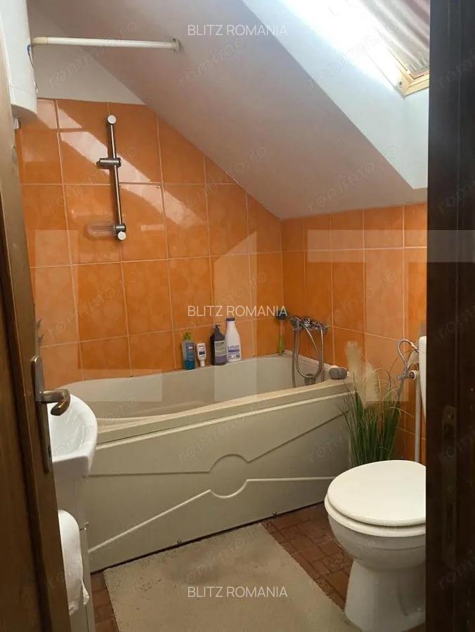 Vila spa?ioasa cu 5 dormitoare ?i curte de 730 mp - 14