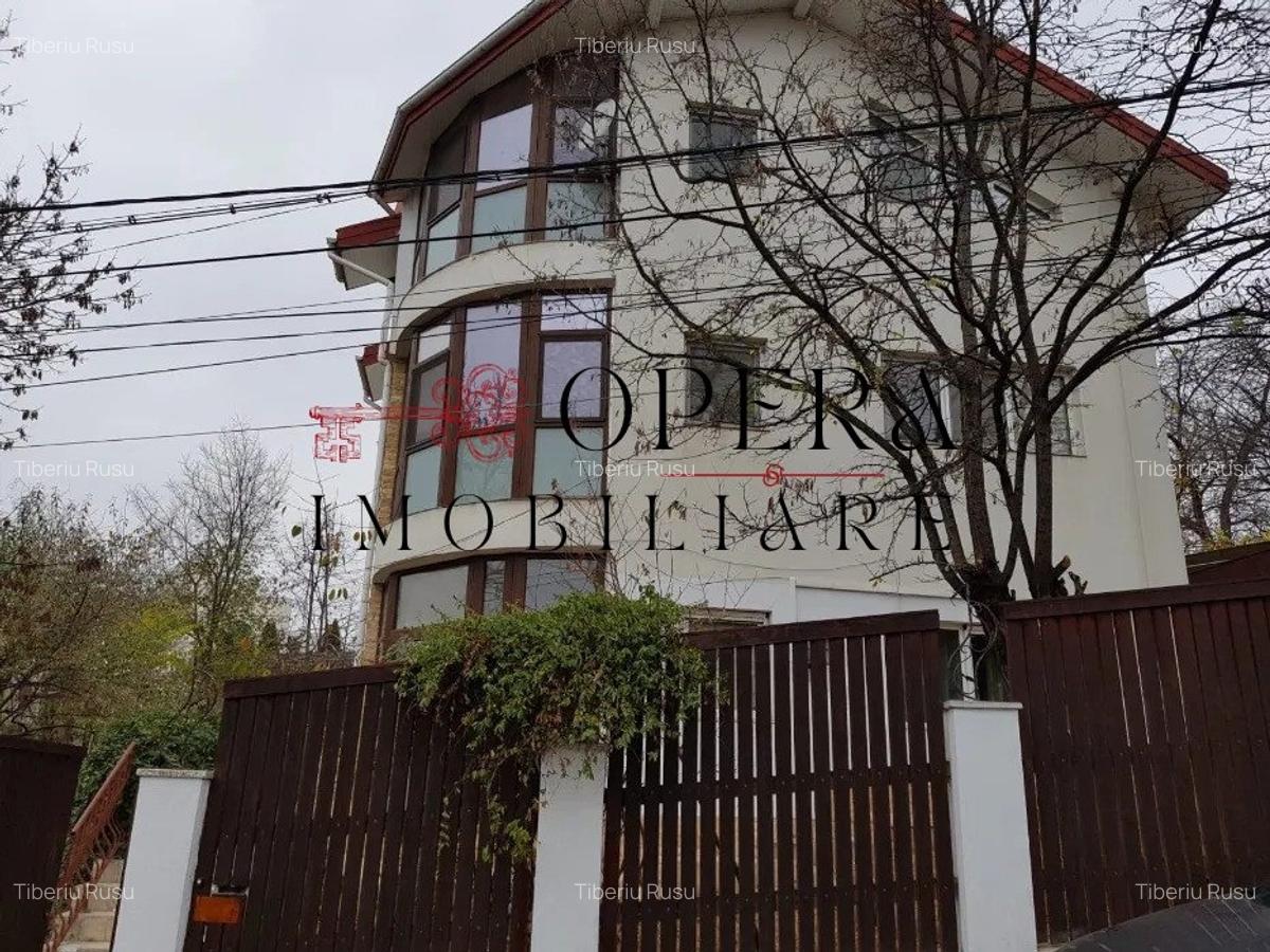 Vila 8 camere, de vanzare, zona Copou - 3