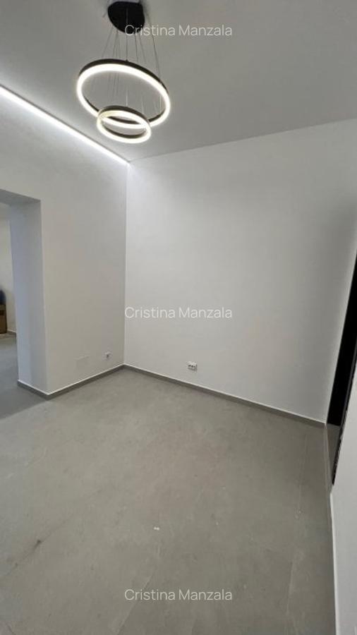 Tineretului-Parcul Carol ,casa renovată P+1,fara curte ,100 mp ,terasa mare - 6
