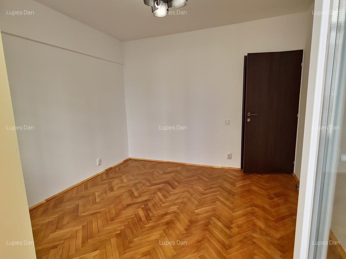 Apartament cu 4 camere decomandat în Dorobanți - 13
