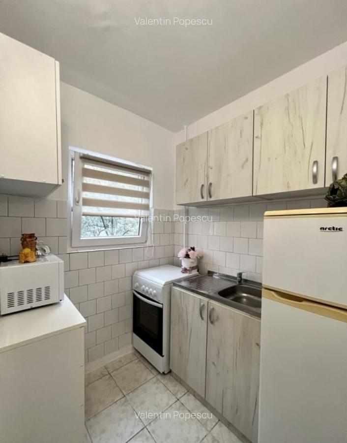 Apartament 1 camera, 24 mp, balcon 3 mp, etaj intermediar - 5