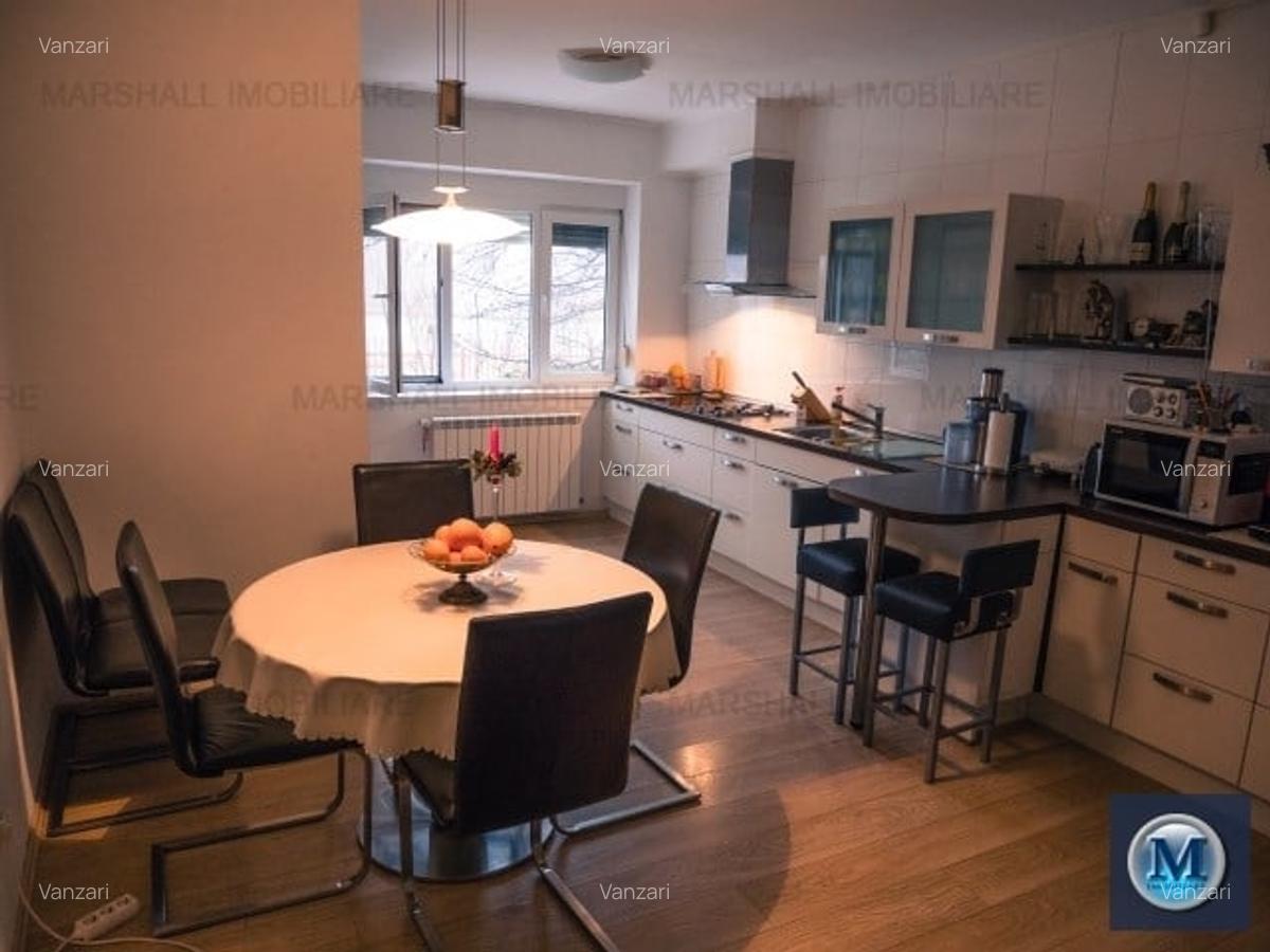 Vila cu 7 camere de vanzare in Baicoi, zona Vest, 360 mp #13205 - 8