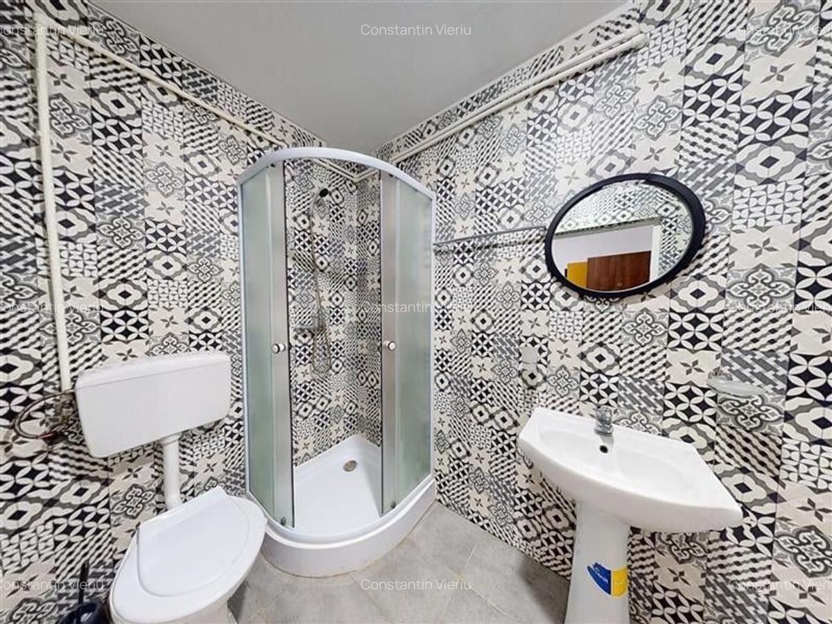 LIVE! Motel sub proiect inovator,design eco-friendly,confort optimizat,Cristian, - 9