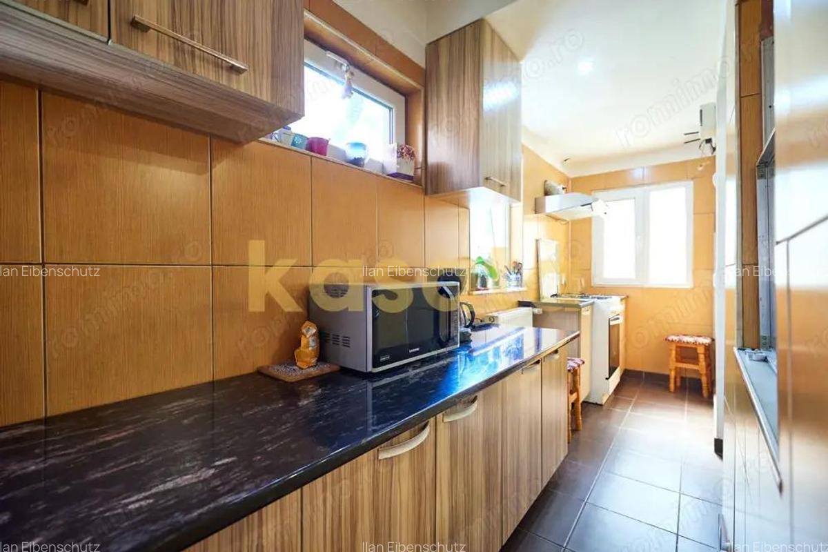 Casa cu 4 camere si curte | zona Regie | teren 252 mp - 4