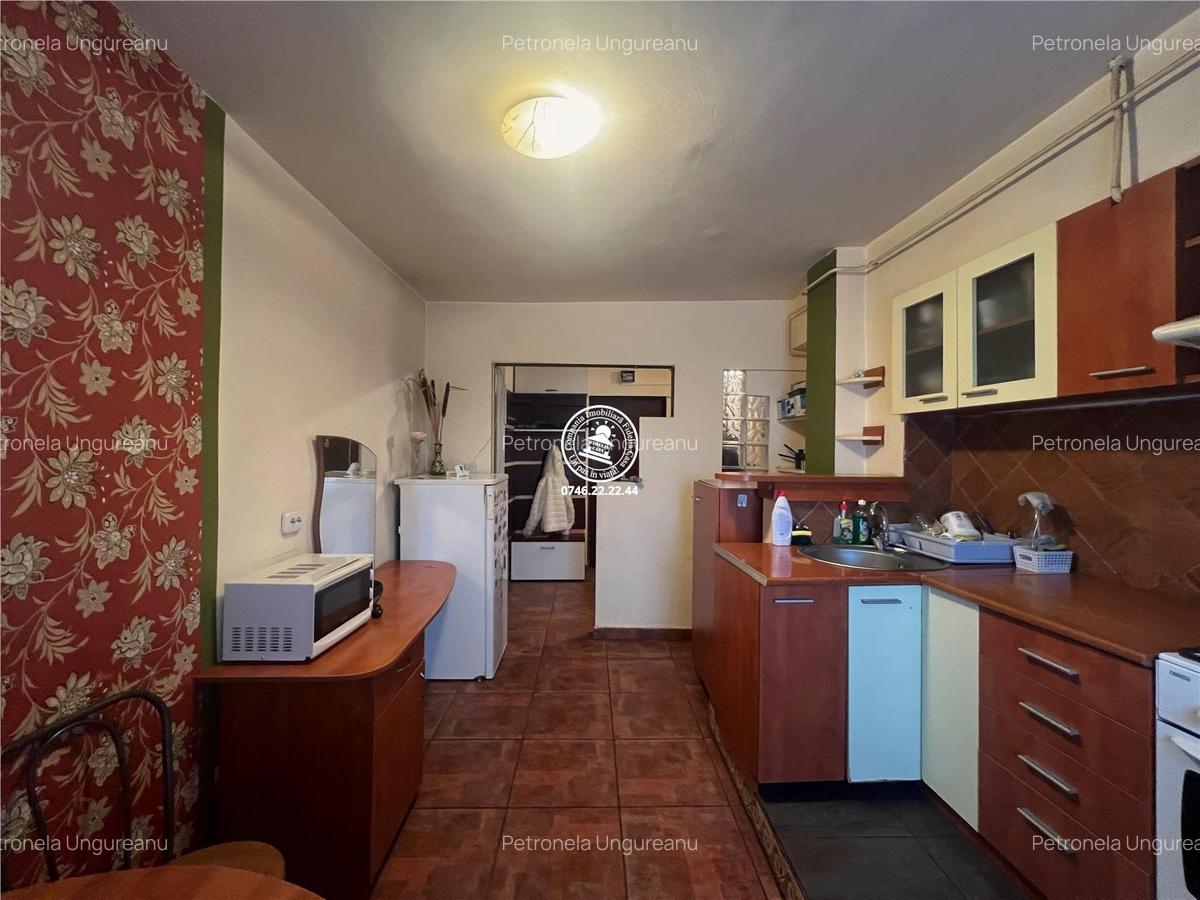Apartament rar pe piata, cu 3 camere in Nicolina - 12