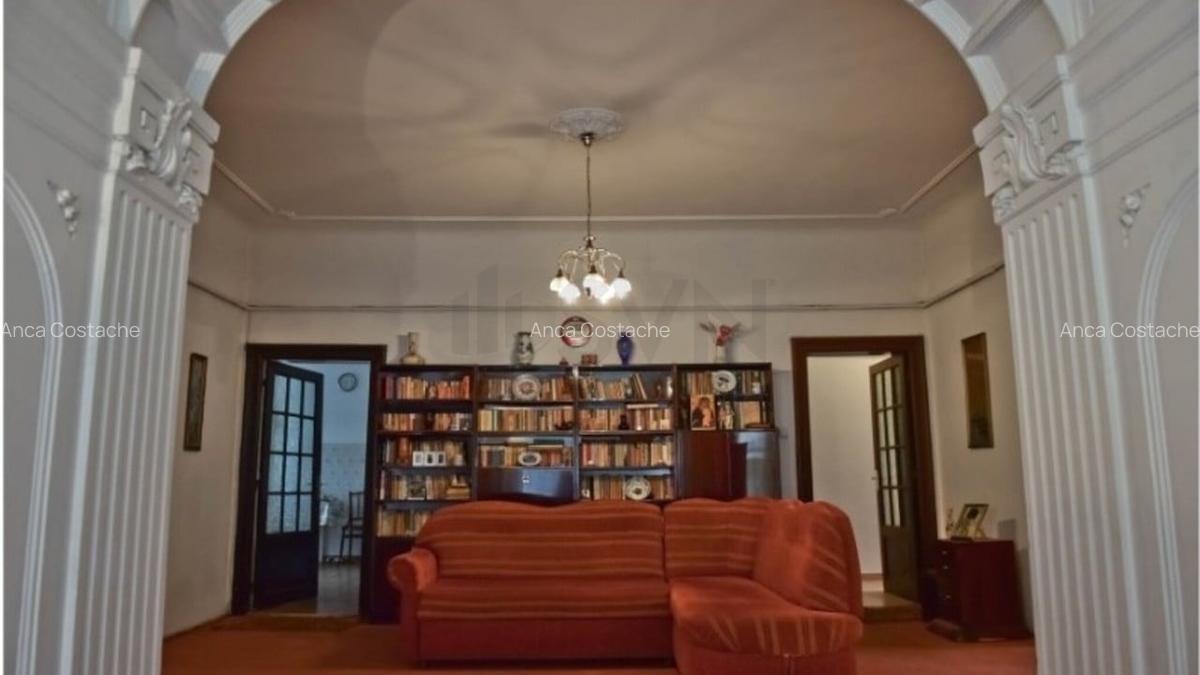 Apartament cu 6 camere decomandat în Cotroceni - 1