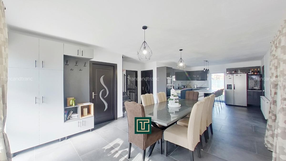 Casă nouă mobilată modern, la cheie, cu 5 camere, cu fotovoltaice, în Vinga - 17