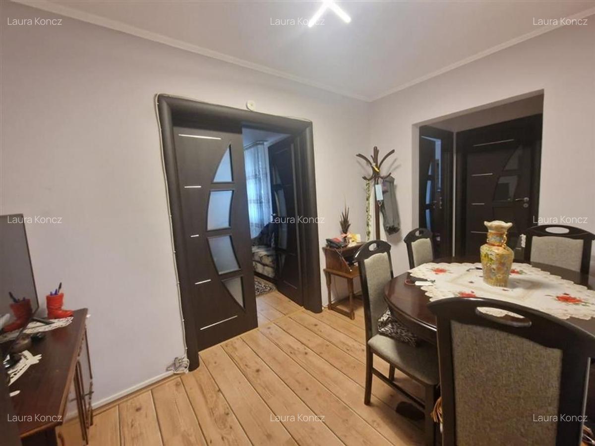 Apartament cu 2 camere semidecomandat în Rogerius - 2