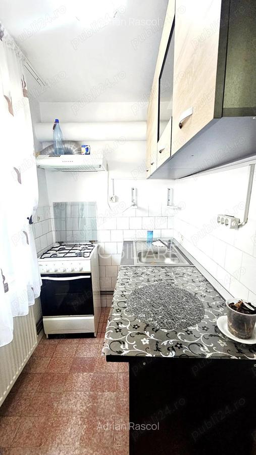 Apartament 2 camere - ETAJ 3 - Zona 9 Mai - 6