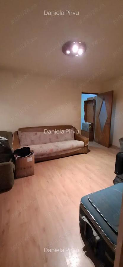 Malul Rosu, 3 camere semi, parter cu balcon, bloc beton, LIBER, sep gaze, repartitoare, acte la zi - 1