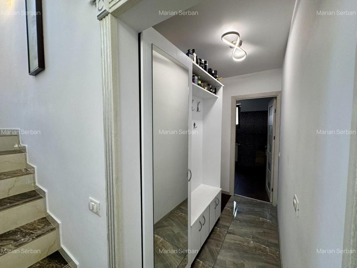 Berceni - VILĂ UNICAT, spațioasă, curte 1.000 mp, la 7 min metrou - 42