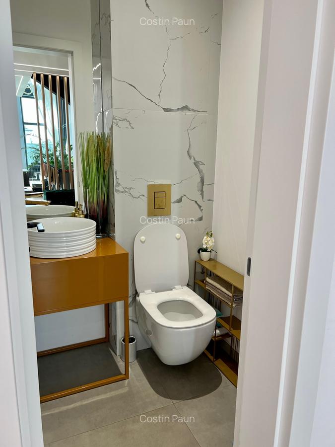 Casa individuala cu 6 camere. Complet mobilata si utilata LUX. Comision 0 - 24