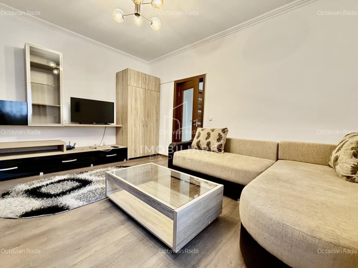 Casa 150 mp in  centru - piata Mihai Viteazul - 1