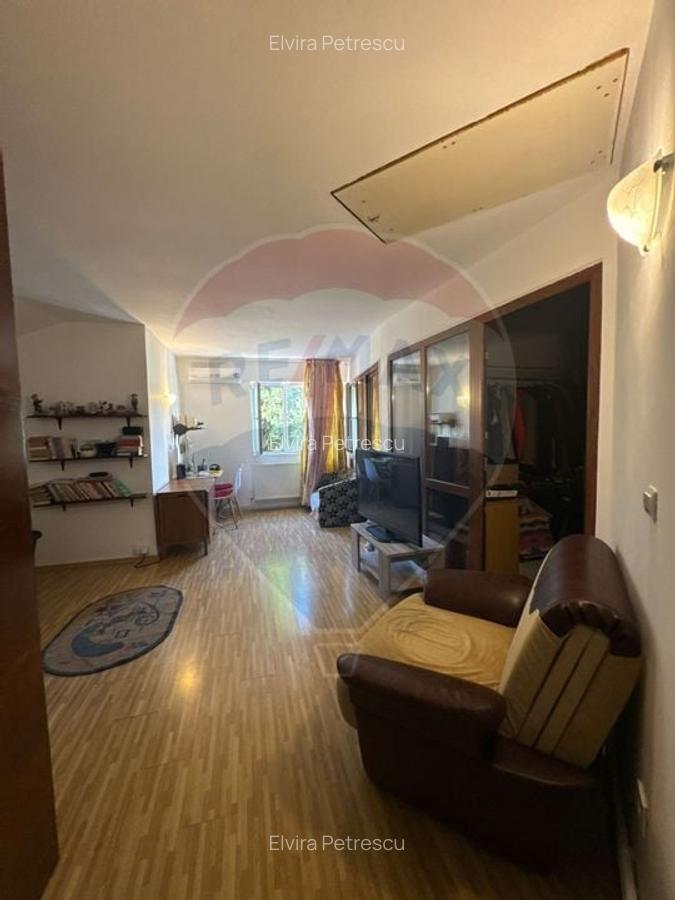 Casa / Vila cu 3 camere de vanzare in zona Central - 20