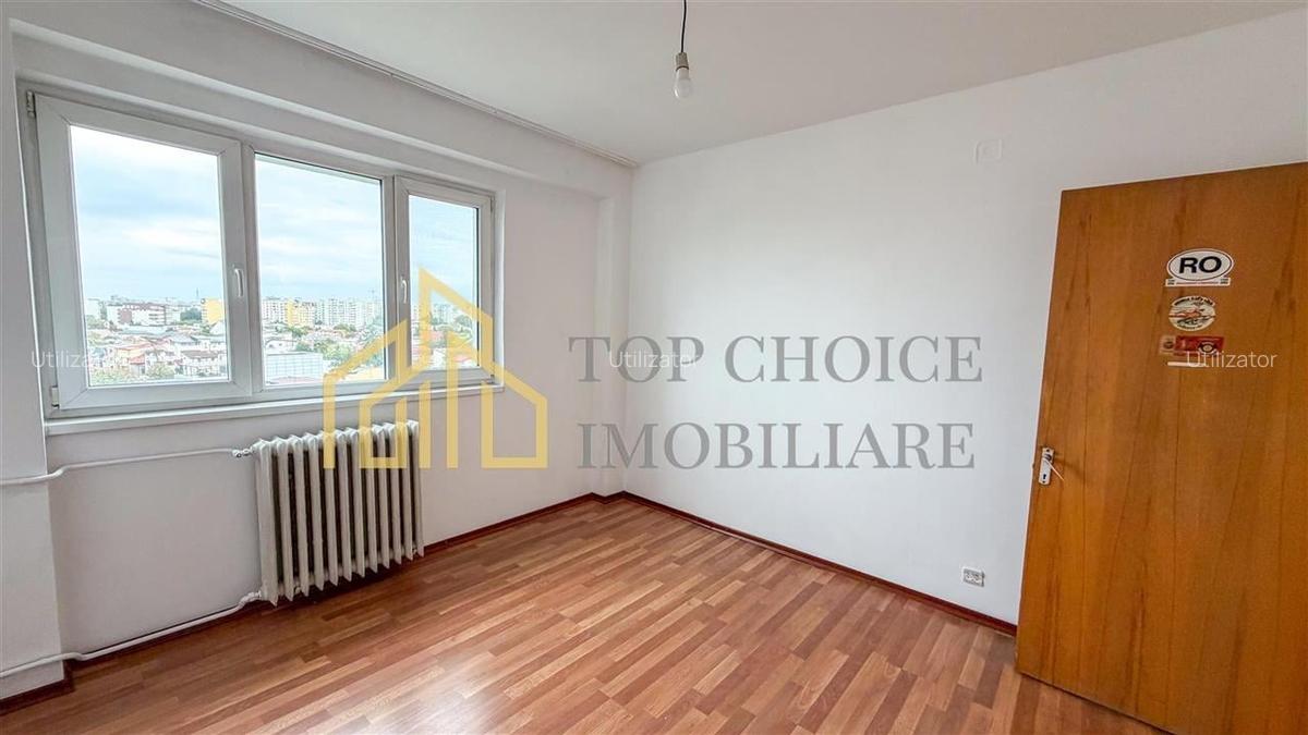 APARTAMENT 3 CAMERE CU VEDERE MIXTA  TITULESCU / VICTORIEI  75 MP - 15