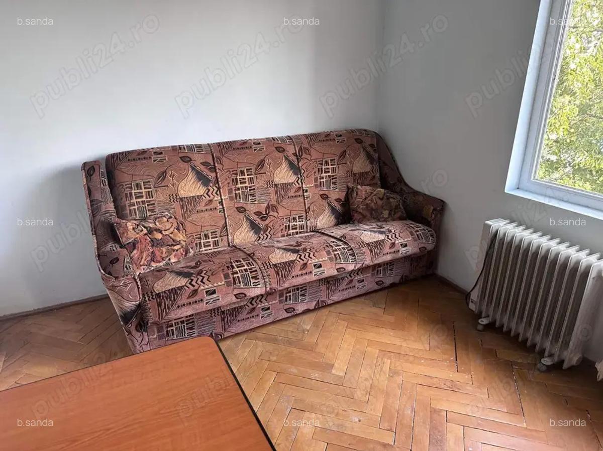 Vand apartament 2 camere, zona Nufarul - 3