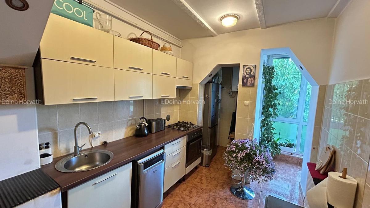 Apartament Piata Asta in Bloc Tip Vila - 5