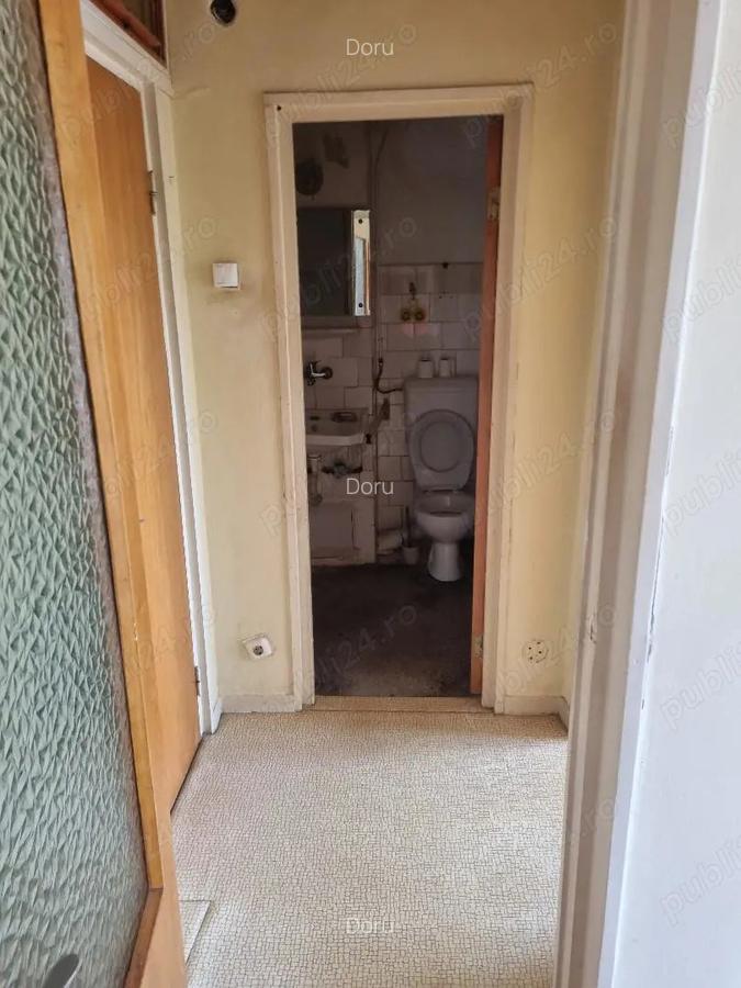 Vand apartament 2 camere - 8